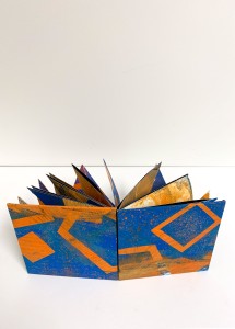 Books & Boxes